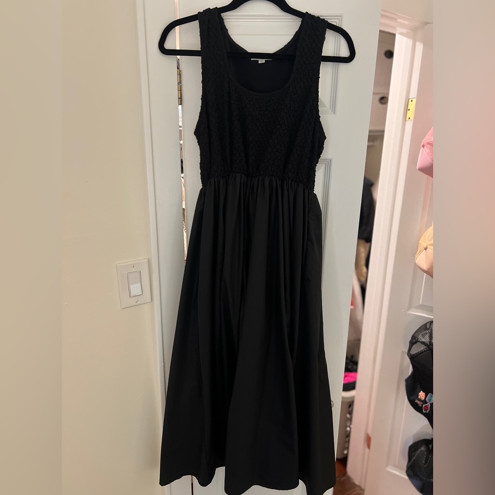 Entro Black Sleeveless Maxi Sundress